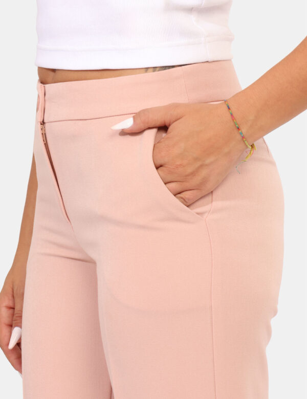 Pantaloni Materica Rosa - Pantaloni palazzo eleganti, in total rosa antico, con tasche a taglio trasversale e tasche fake su