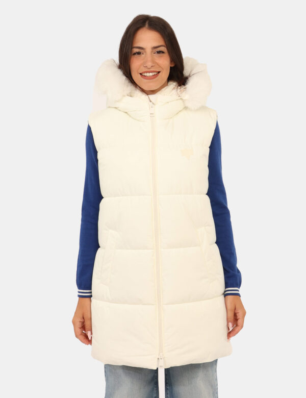 Piumino Guess Panna Taglia S - L’articolo appartiene al campionario esclusivo di stagione: pezzo unico.Cod. art. W5BL81W3282