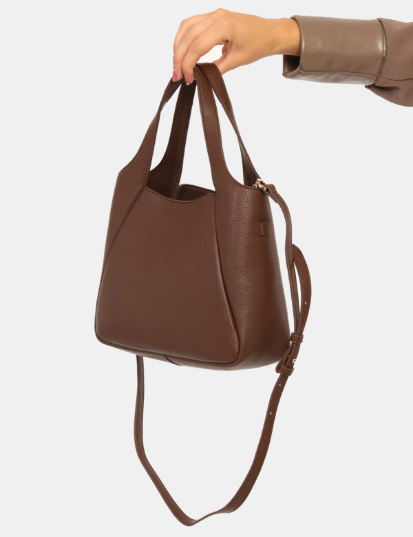 Borsa Twin Set Marrone - L’articolo appartiene al campionario esclusivo di stagione: pezzo unico.Cod. art. 252TB7293 DP CAVi