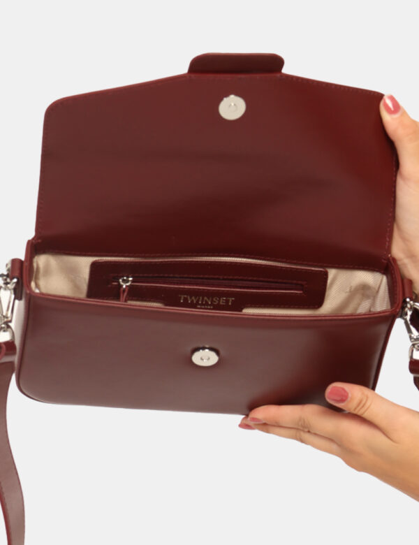Borsa Twin Set Bordeaux - L’articolo appartiene al campionario esclusivo di stagione: pezzo unico.Cod. art. 252TB7390 DP CAV