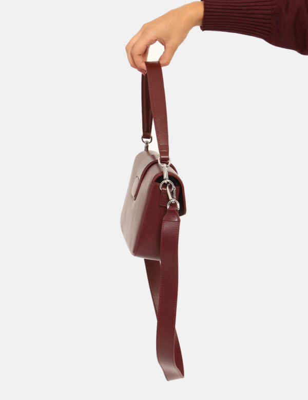 Borsa Twin Set Bordeaux - L’articolo appartiene al campionario esclusivo di stagione: pezzo unico.Cod. art. 252TB7390 DP CAV