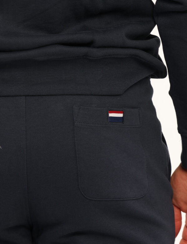 Pantaloni U.S. Polo Assn. Blu - Pantaloni tuta in cotone e total blu navy, con logo brand ricamato rosso e tasche a taglio t