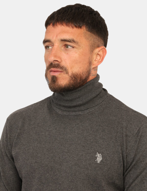 Maglione U.S. Polo Assn. Grigio - Maglione modello dolcevita, in misto cotone - cachemire, in total grigio scuro con logo br