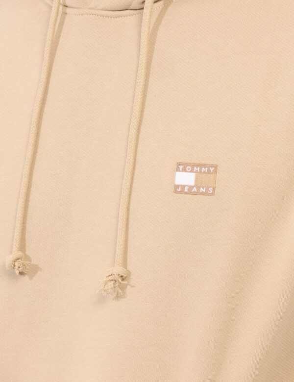Felpa Tommy Hilfiger Beige - Felpa classica garzata con cappuccio, in total beige e con patch logo brand. Presente anche tas