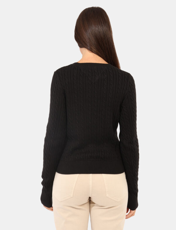 Maglione Tommy Hilfiger Nero - Maglione a trecce , morbido ed elastico.Cod. art. DW0DW22165 OAVi ricordiamo che tutti i nost