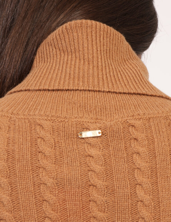Maglione Fracomina Marrone Taglia S - L’articolo appartiene al campionario esclusivo di stagione: pezzo unico.Cod. art. FR25