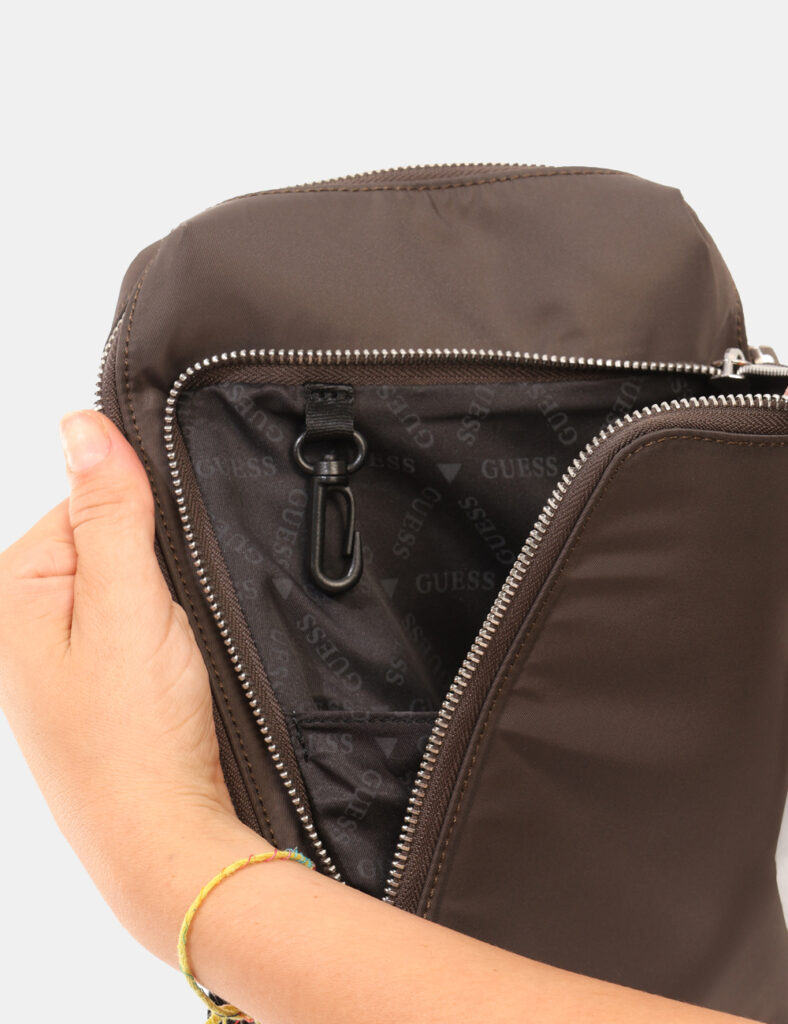 Borsello Guess Marrone
