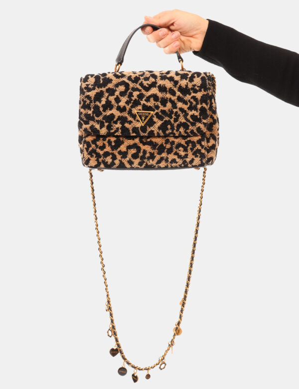 Pochette Guess Fantasia - L’articolo appartiene al campionario esclusivo di stagione: pezzo unico.Cod. art. HWLO9673200 FA C
