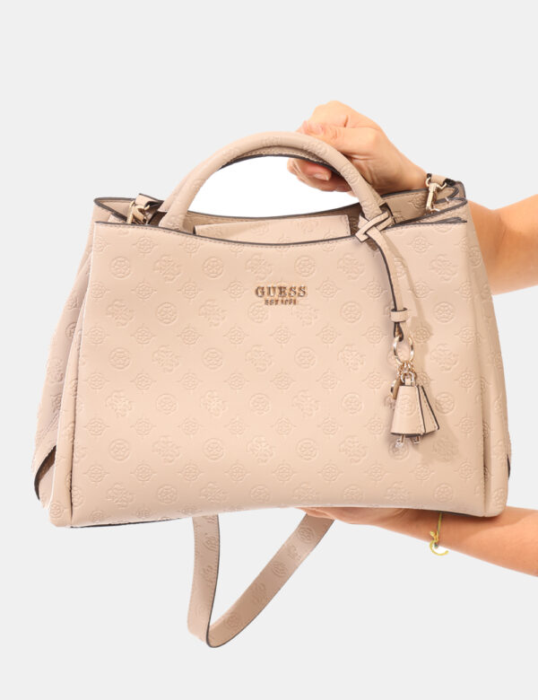 Borsa Guess Beige - L’articolo appartiene al campionario esclusivo di stagione: pezzo unico.Cod. art. HWPD9665070 FA CAVi ri