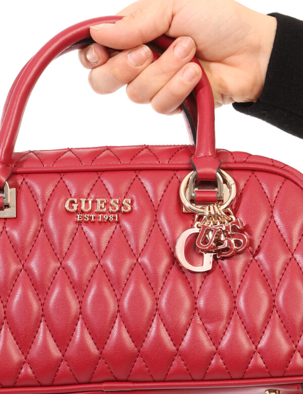 Borsa Guess Bordeaux - L’articolo appartiene al campionario esclusivo di stagione: pezzo unico.Cod. art. HWQG8122050 FA CAVi