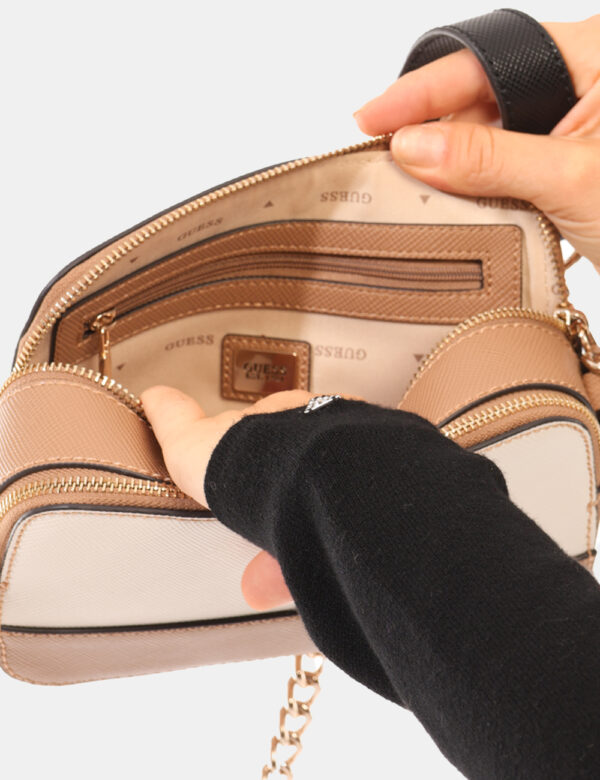 Borsa Guess Beige - L’articolo appartiene al campionario esclusivo di stagione: pezzo unico.Cod. art. HWZG9672140 FA CAVi ri