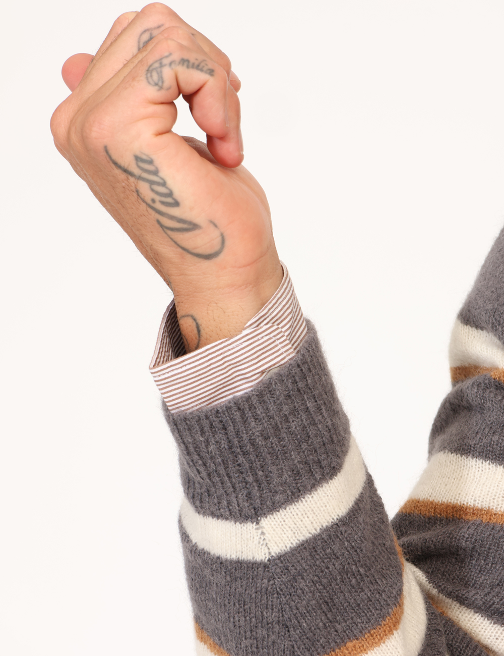 K45166-SU-CA_GRIGIO_AI25_4 K45166-SU-CA_GRIGIO_AI25