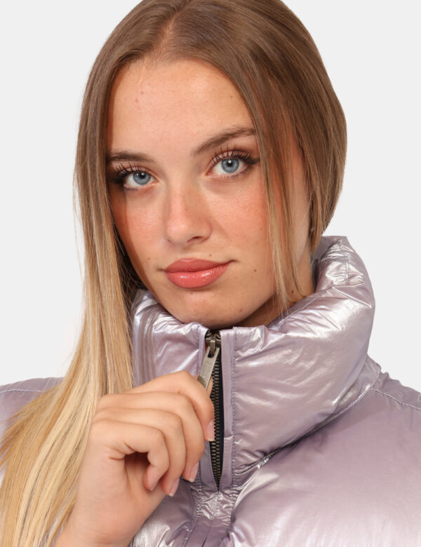Piumino K-Way Viola Taglia S - L’articolo appartiene al campionario esclusivo di stagione: pezzo unico.Cod. art. K7136NW GI