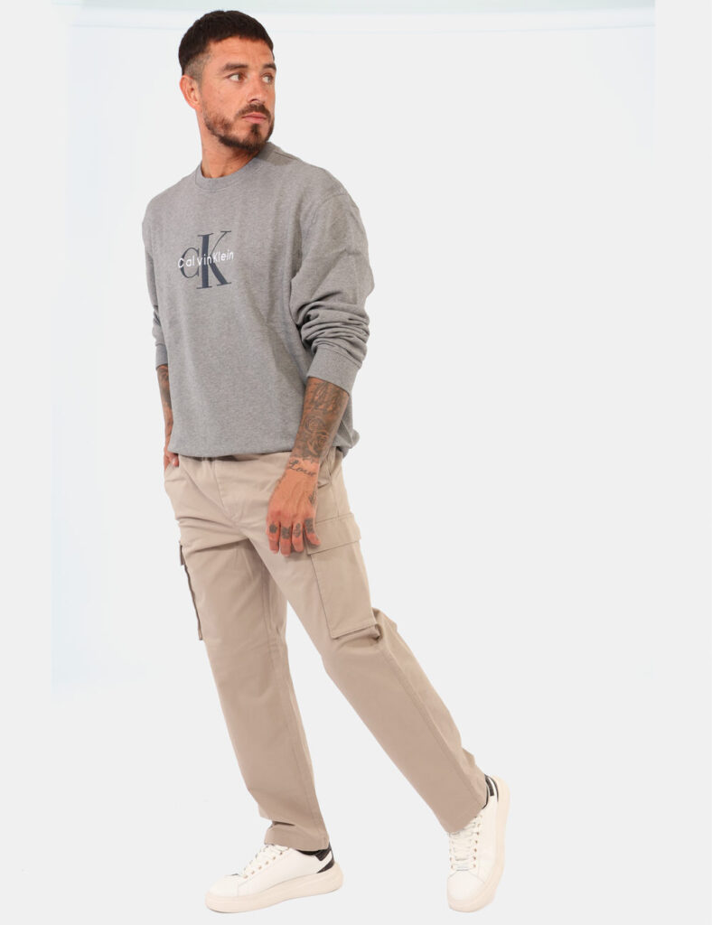 Pantaloni Calvin Klein Grigio