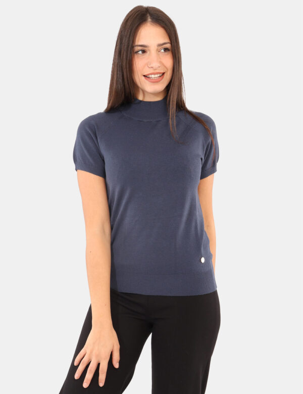 Maglia Yes Zee Blu - Maglia invernale a maniche corte, in total beige e con collo alto. La vestibilità è morbida e e regolar