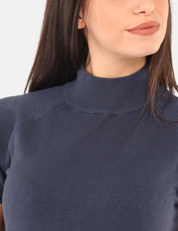 Maglia Yes Zee Blu - Maglia invernale a maniche corte, in total beige e con collo alto. La vestibilità è morbida e e regolar