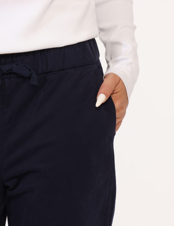 Pantalone Sun68 Blu Taglie S - L’articolo appartiene al campionario esclusivo di stagione: pezzo unico.Cod. art. P45201 SU C