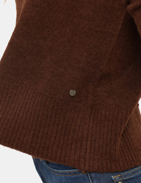 PL7000031-OA_CHOCOLATE-BROWN-899_AI25
