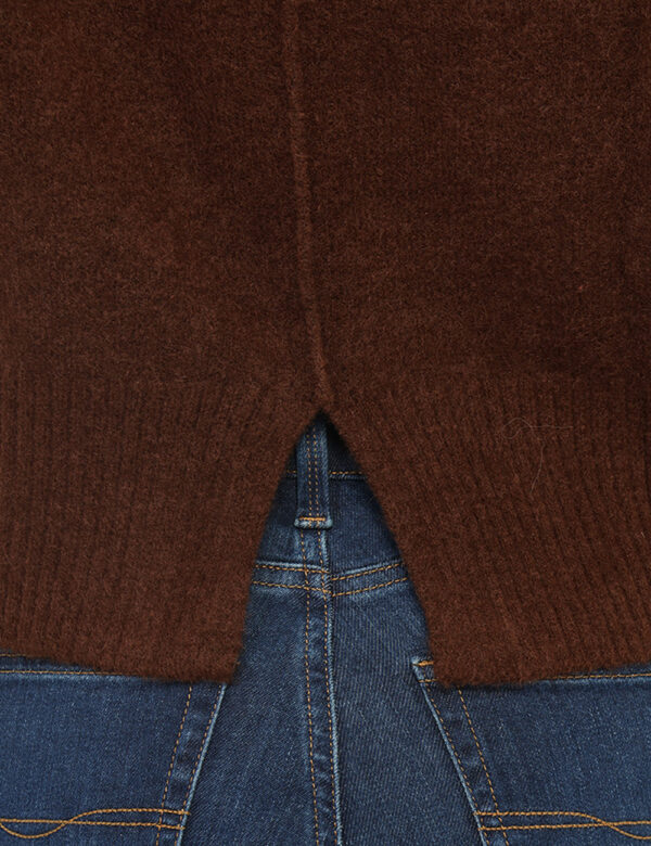 PL7000031-OA_CHOCOLATE-BROWN-899_AI25