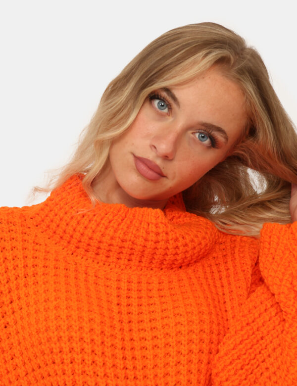 Maglione Via Delle Rose Arancione - Maglione super colorato, in total arancione con trama lavorata, tasche a toppa in tinta