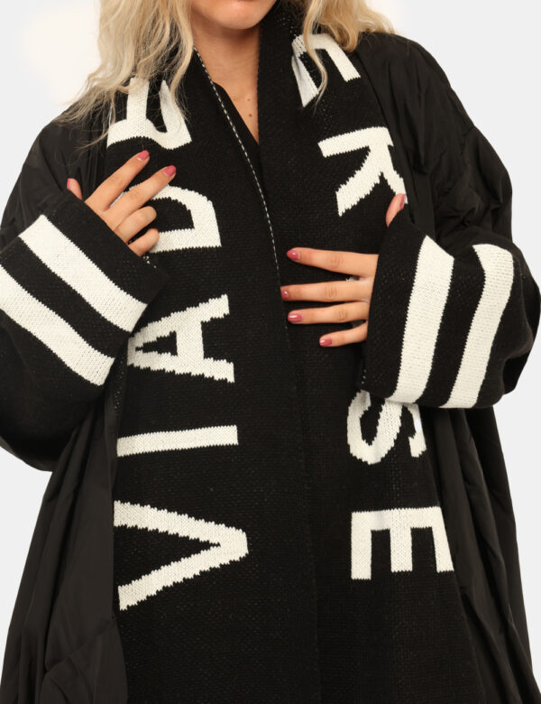 Cardigan Via Delle Rose Nero - Originale cardigan lungo, in total nero ma con tessuto diverso che spazia dall'acrilico all'a