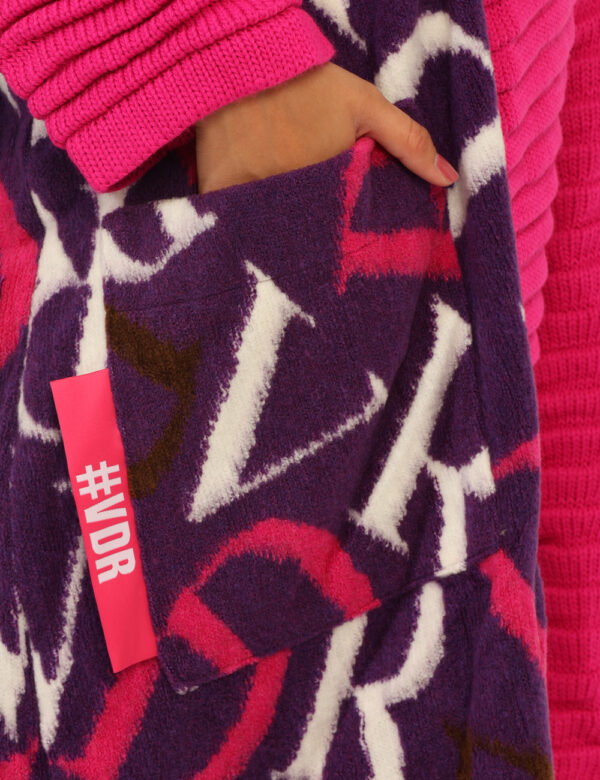Cardigan Via Delle Rose Fucsia - Originale cardigan lungo, in fantasia viola e fucsia con maniche arruffate e tasche a toppa