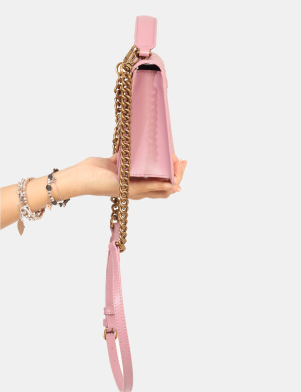 Borsa Pinko Rosa - Cod. art. 1P22AQ SAVi ricordiamo che tutti i nostri articoli sono originali.