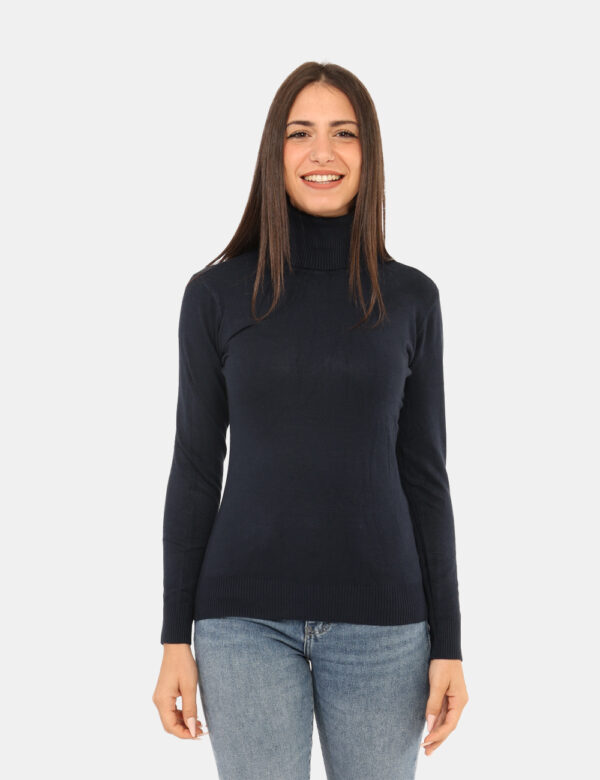 Dolcevita Rue De Clerie Blu - Maglione dolcevita total blu navy. La vestibilità è morbida e regolare. Il maglione dolcevita
