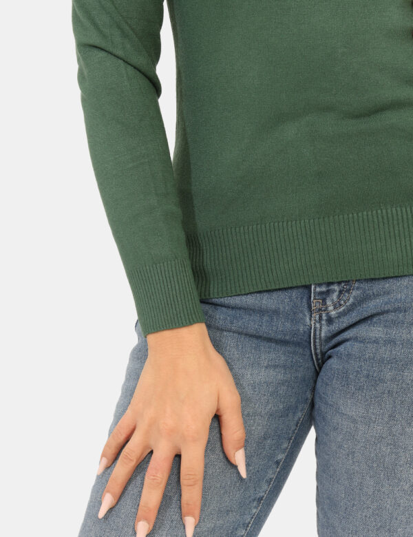 Dolcevita Rue De Clerie Verde - Maglione dolcevita total verde. La vestibilità è morbida e regolare. Il maglione dolcevita è