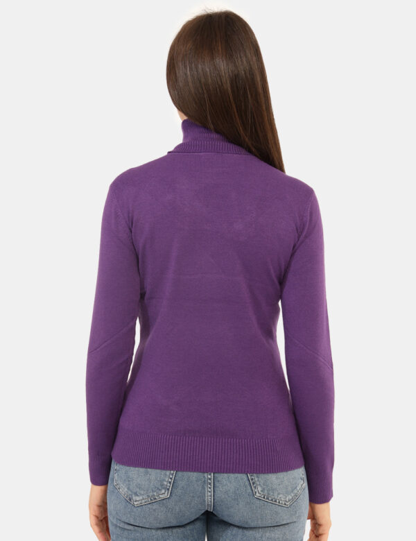Dolcevita Rue De Clerie Viola - Maglione dolcevita total viola. La vestibilità è morbida e regolare. Il maglione dolcevita è