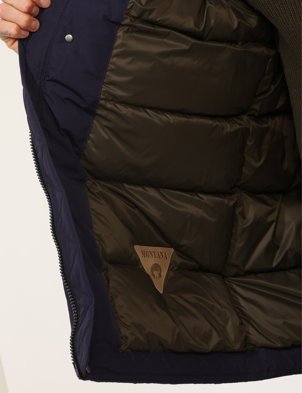 24IHCMJI1820-DV-CA_BLU_AI25_3 24IHCMJI1820-DV-CA_BLU_AI25