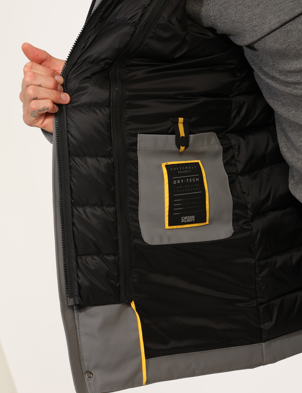 25IPCMC31351-DV-CA_GRIGIO_AI25_3 25IPCMC31351-DV-CA_GRIGIO_AI25