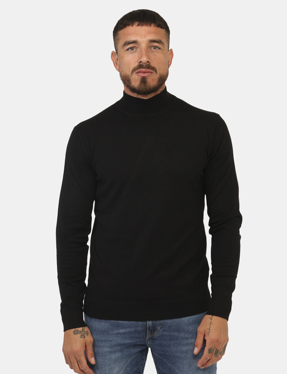 3007-900-OA_BLACK_AI25_5 Maglione Prj22. Nero - Lupetto classico, in total nero. La vestibilità è morbida e pratica. La maglia è adatta per occasioni
