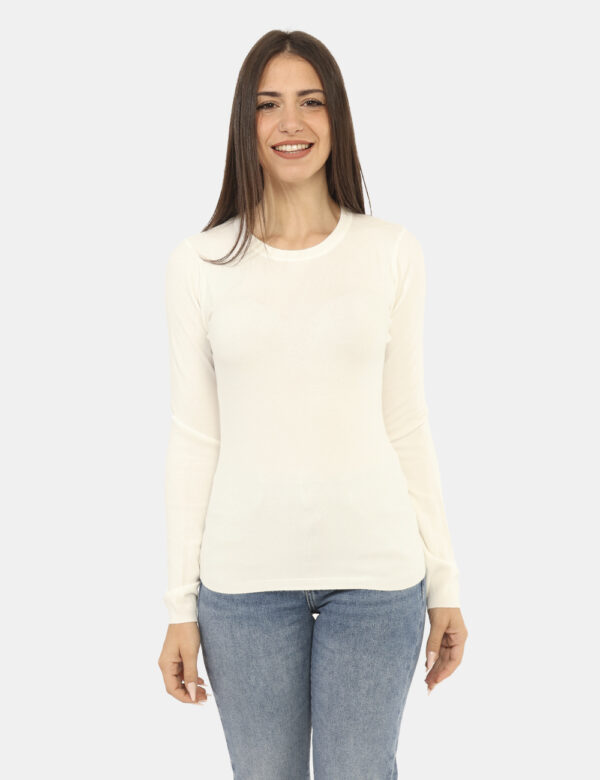 Maglione Rue De Clerie Panna - Maglione classico a girocollo in total bianco panna. La vestibilità è morbida e regolare. Il