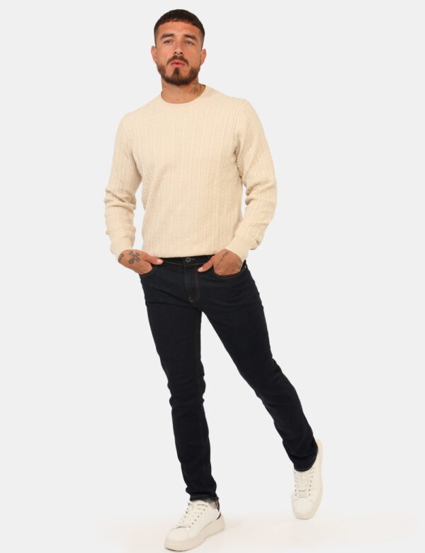 B0580-ALBERT-SIMPLE-REV-OA_RAW-RINSE_AI25
