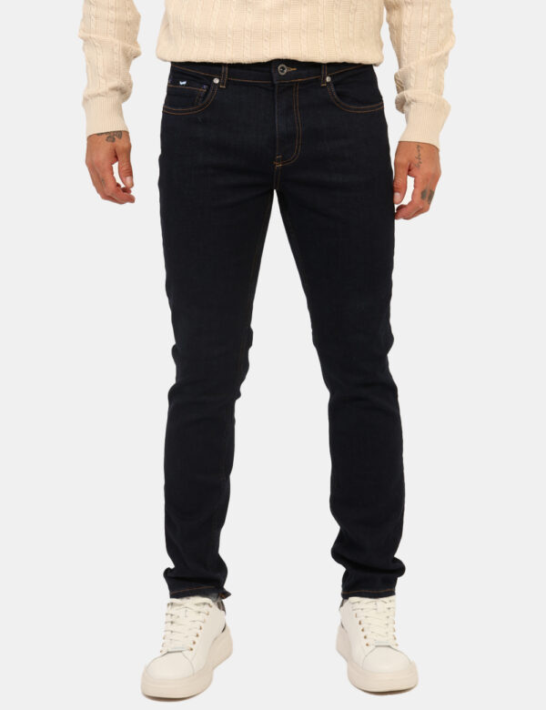 B0580-ALBERT-SIMPLE-REV-OA_RAW-RINSE_AI25
