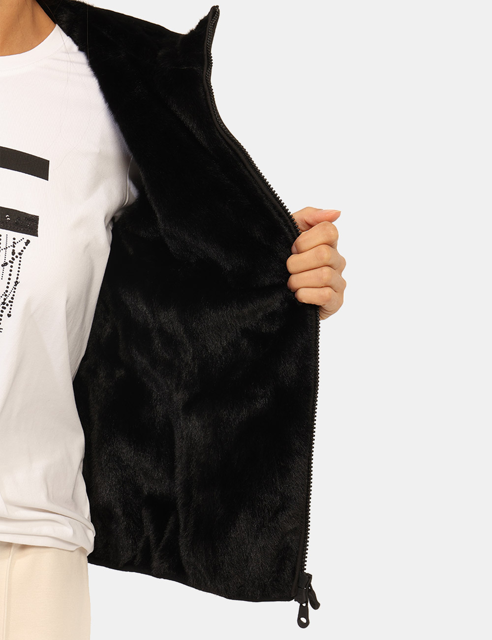 BRISK-W15701-XT2429-SA_BLACK_AI25_5 BRISK-W15701-XT2429-SA_BLACK_AI25