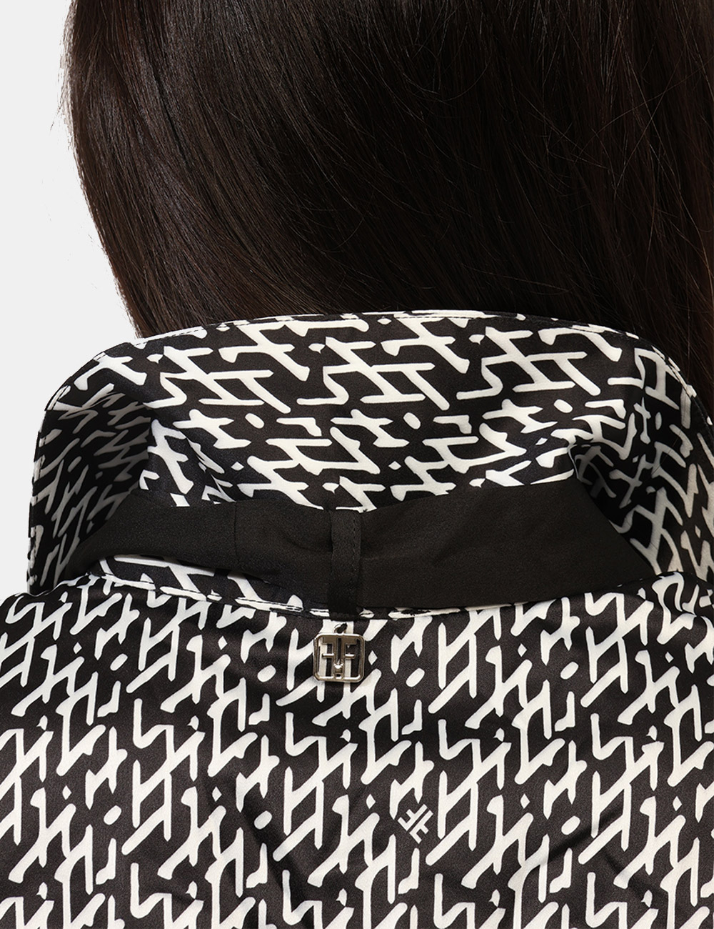 FR24WD2005W470K1-SA_BLACK-WHITE_AI25_3 FR24WD2005W470K1-SA_BLACK-WHITE_AI25