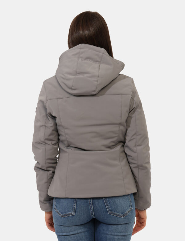 Giacca Yes Zee Grigio - Giacca invernale con cappuccio removibile, in total grigio chiaro, con patch logo brand e tasche a t