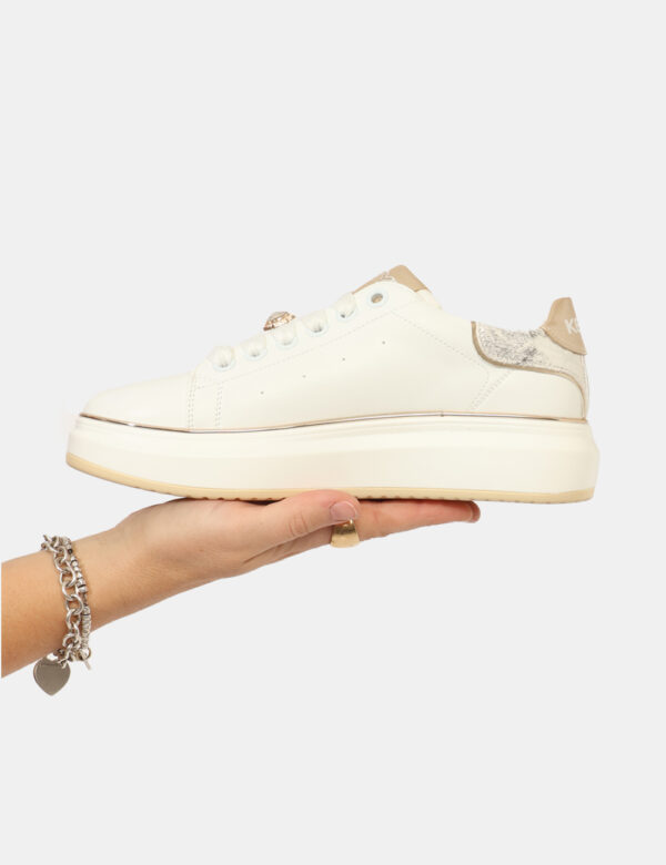 Sneakers Keys Bianco - Sneakers in cuoio e altre materie, total bianco con dettagli dorati e piccolo inserto gioiello L'indo