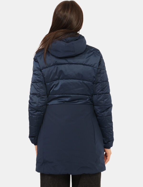Piumino Yes Zee Blu - Piumino lungo, con cappuccio, in total blu navy e dettagli dorati, con collo alto. Presenti tasche a t