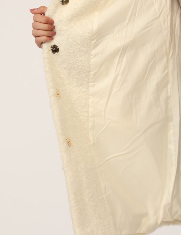 Cappotto Yes Zee Bianco - Cappotto con bottoni click clack.Cod. art. O056 KG00 OAVi ricordiamo che tutti i nostri articoli s