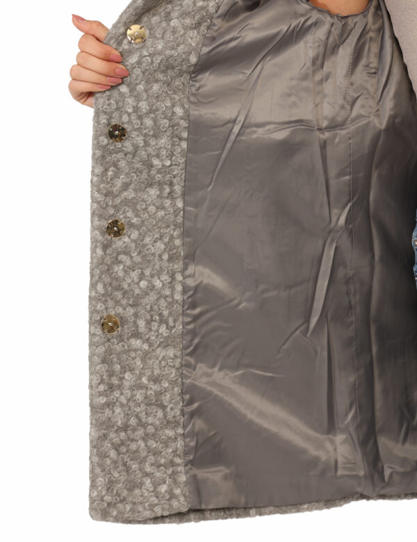 Cappotto Yes Zee Grigio - Cappotto con bottoni click clack.Cod. art. O056 KG00 OAVi ricordiamo che tutti i nostri articoli s