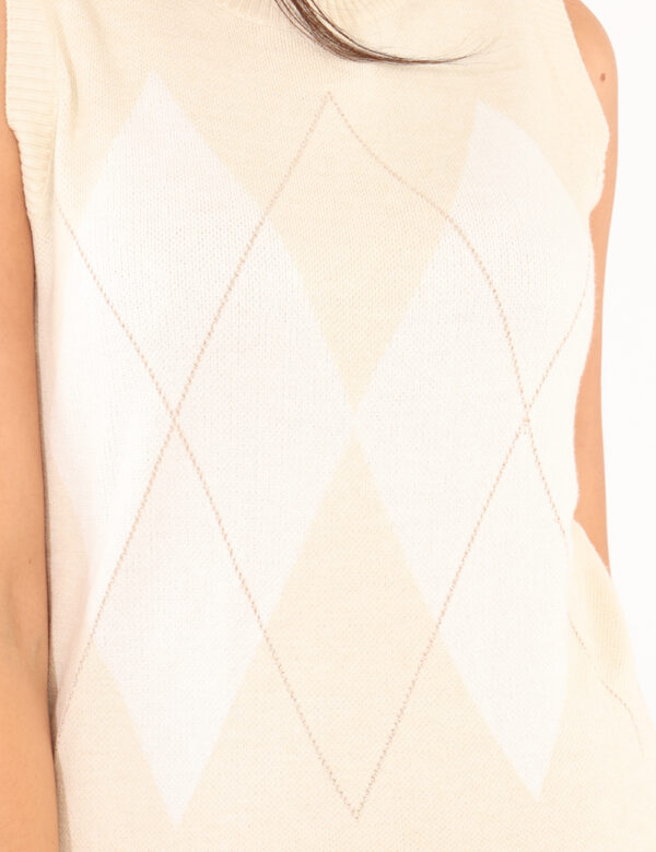 Gilet Rue De Clerie Beige - Maglioncino - Gilet in fantasia bianca/beige con riquadri e filo lurex. La vestibilità è morbida