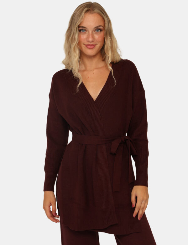 Cardigan Rue De Clerie Bordeaux - Cardigan lungo in total bordeaux, con cintura in tessuto coordinata che permette una vesti