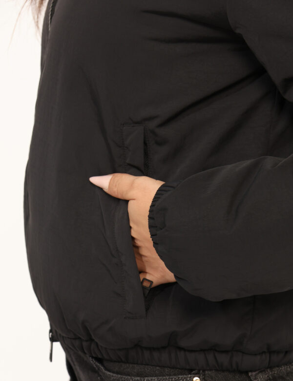 Giacca Refrigiwear Nero Taglia S - L’articolo appartiene al campionario esclusivo di stagione: pezzo unico.Cod. art. W77600