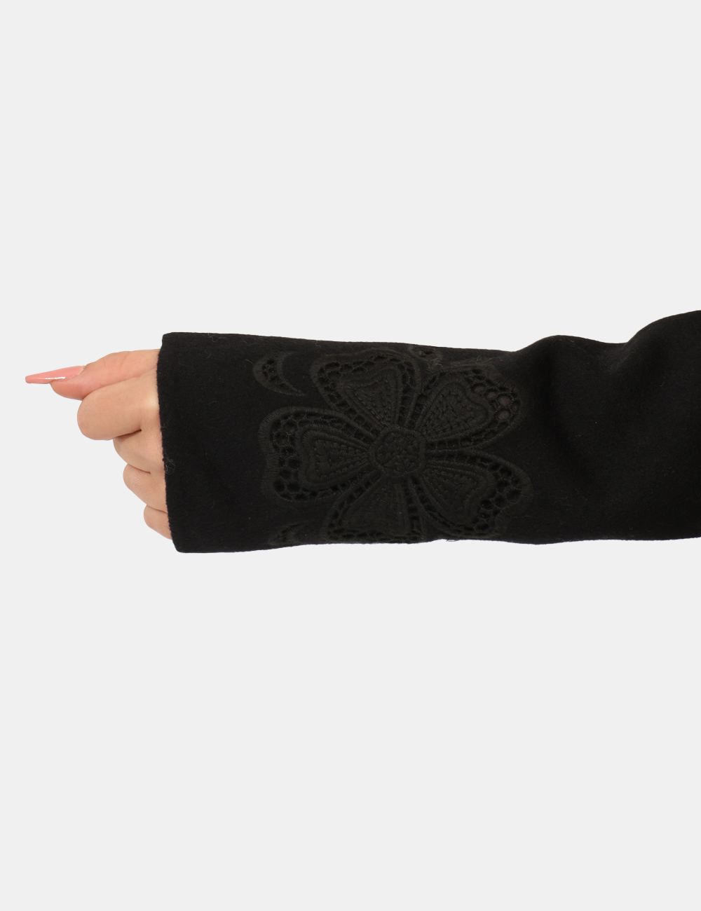 232TT2340-SA_NERO_AI25_6 Cappotto Twin Set Nero - Cappotto nero un bottone, con ricaco tono su tono.Cod. art. 232TT2340 SAVi ricordiamo che tutti i n