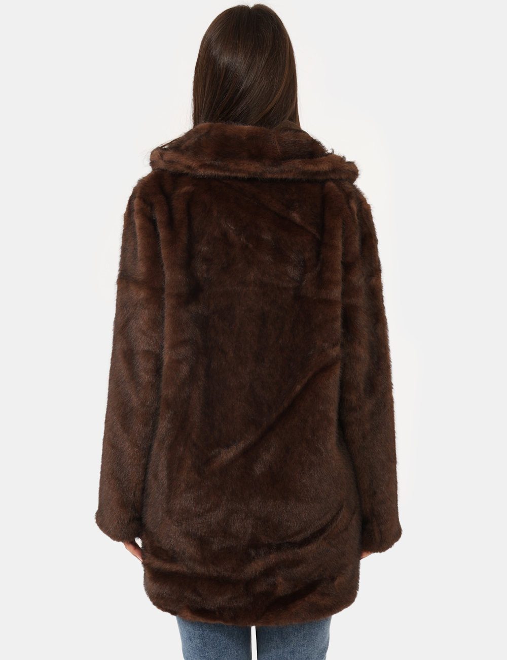 2922-OA_MORO_AI25_2 Pelliccia Materica Marrone - Pelliccia di media lunghezza in total marrone testa di moro, con scollo generoso. La vestibilit