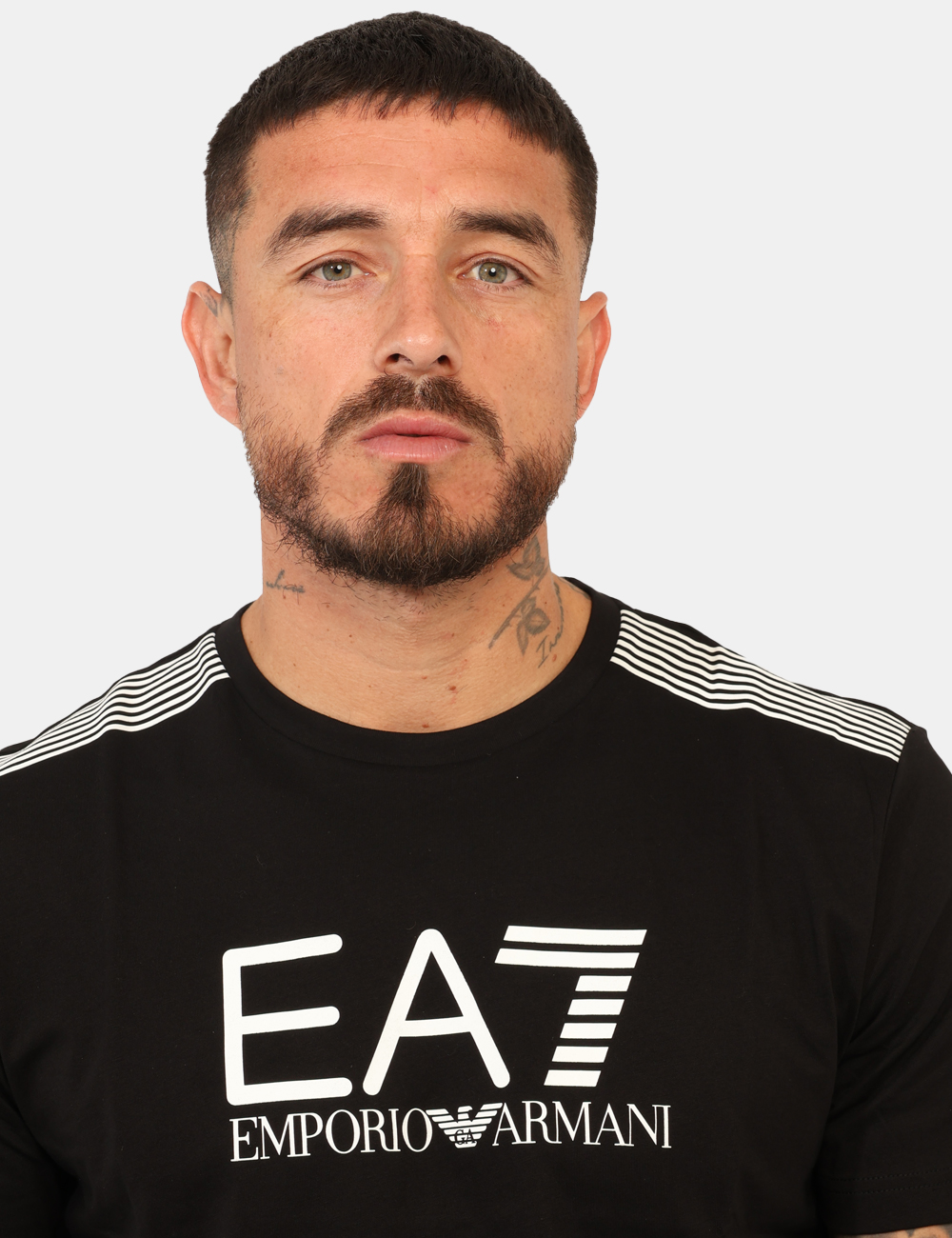 7M000961-AF10375-OA_BLACK-BEAUTY_AI25_3 7M000961-AF10375-OA_BLACK-BEAUTY_AI25