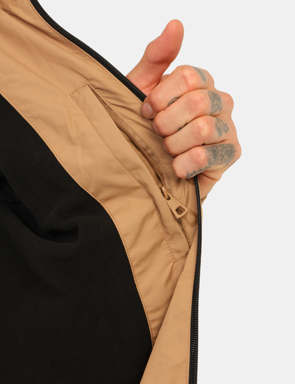 8NPB21-PNFZZ-OA_TIGERS-EYE_AI25_3 8NPB21-PNFZZ-OA_TIGERS-EYE_AI25